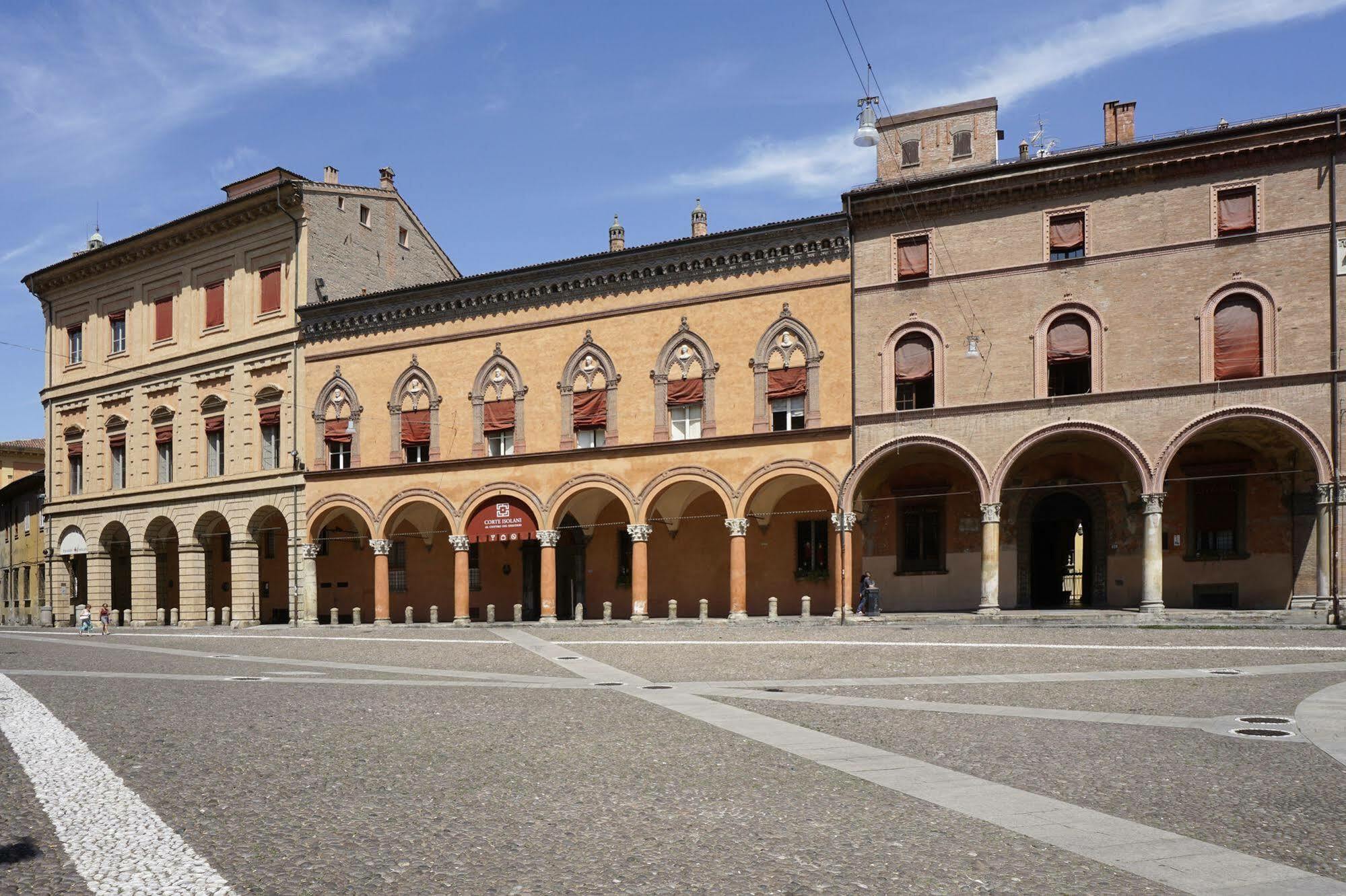 Casa Isolani Charms Santo Stefano Bed & Breakfast 3*